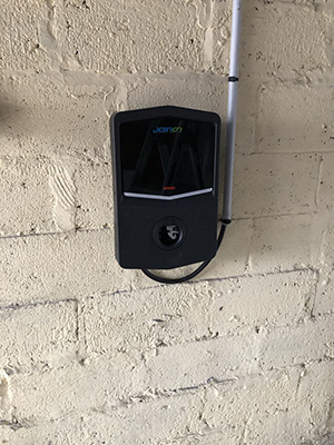 Installation de borne de recharge pour véhicule électrique à Arras